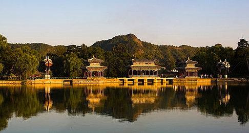 战术RPG游戏《英雄战姬Gold》已登陆Steam 支持中文